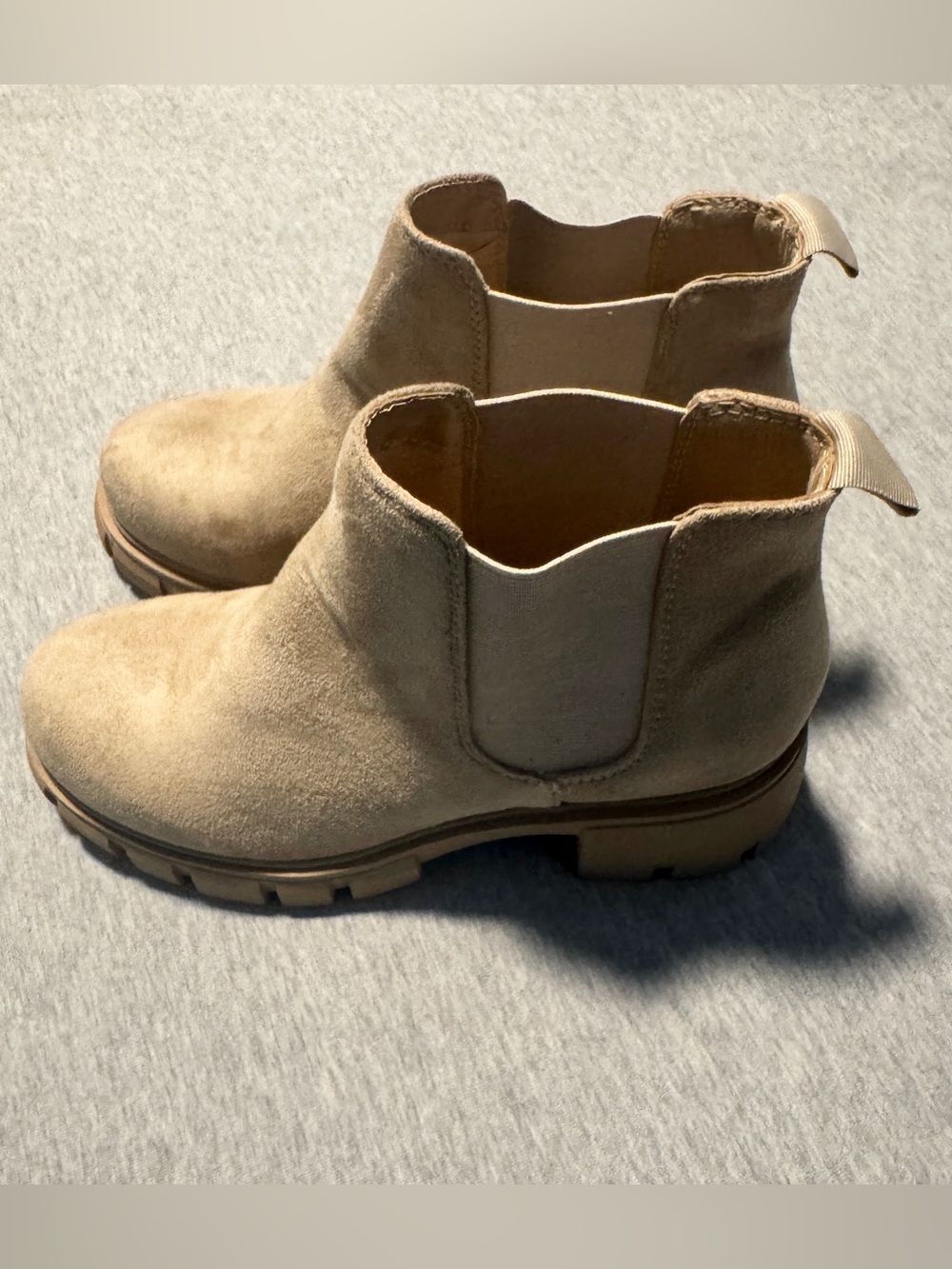 SODA Suede Chelsea Ankle Boots in Tan, Size 7.5